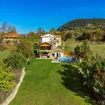 Luxurious In Ferienhaus Lisac