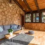 Ferienhaus Luxurious In