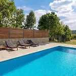 Ferienhaus Luxurious In