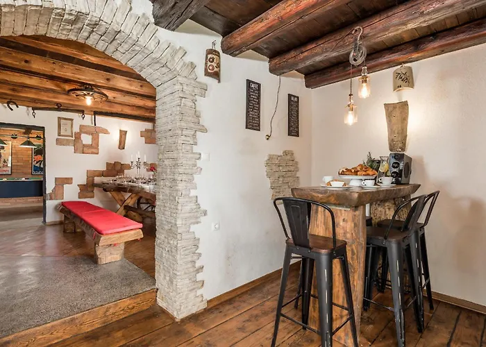 Amazing In Lisac With Wifi * Lipa (Primorje-Gorski Kotar)