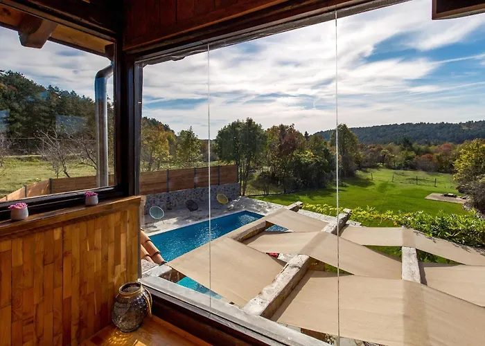 Holiday home Amazing In Lisac With Wifi