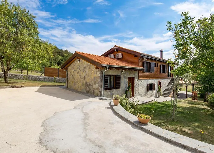 Holiday home Amazing In Lisac With Wifi *
