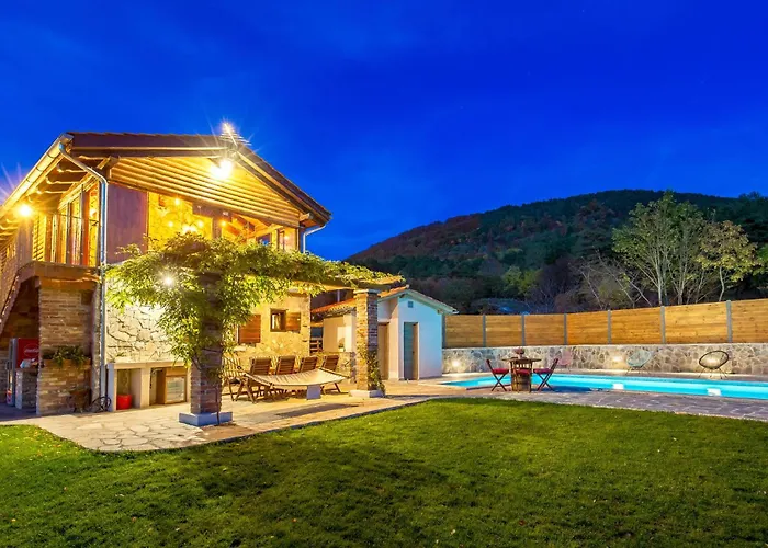 Holiday home Amazing In Lisac With Wifi *
