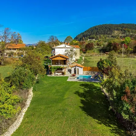 Luxurious In Prázdninový dům Lisac