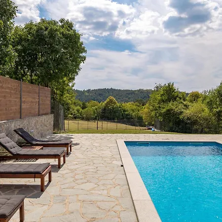 Vakantiehuis Luxurious In