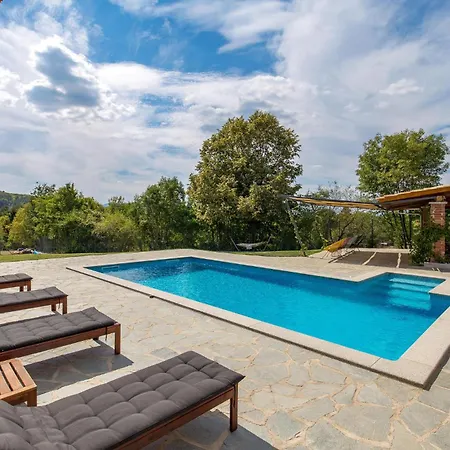 Luxurious In Casa de Férias